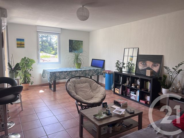 Appartement T2 à louer - 3 pièces - 58.0 m2 - FOIX - 09 - MIDI-PYRENEES - Century 21 L'Agence