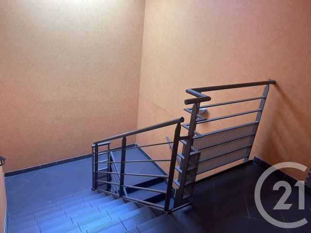 Appartement T2 à louer - 3 pièces - 58.0 m2 - FOIX - 09 - MIDI-PYRENEES - Century 21 L'Agence
