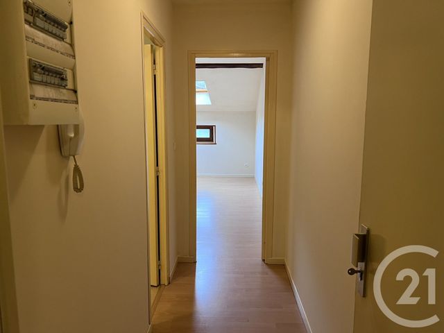 Appartement F1 à louer - 1 pièce - 25.0 m2 - FOIX - 09 - MIDI-PYRENEES - Century 21 L'Agence