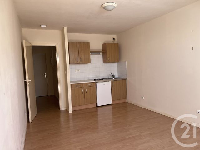 Appartement F1 à louer - 1 pièce - 25.0 m2 - FOIX - 09 - MIDI-PYRENEES - Century 21 L'Agence