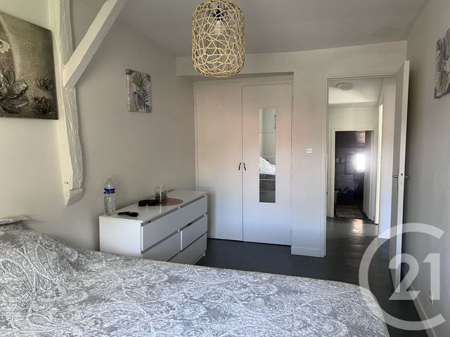 Appartement F3 à louer - 3 pièces - 73.0 m2 - FOIX - 09 - MIDI-PYRENEES - Century 21 L'Agence