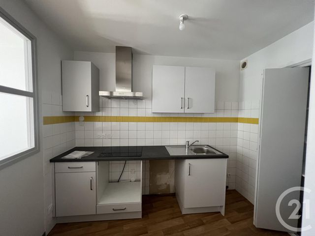Appartement T4 à louer - 4 pièces - 80.0 m2 - FOIX - 09 - MIDI-PYRENEES - Century 21 L'Agence