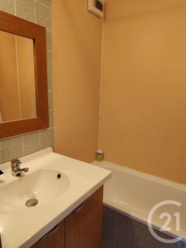 Appartement F2 à vendre - 2 pièces - 29.68 m2 - FOIX - 09 - MIDI-PYRENEES - Century 21 L'Agence