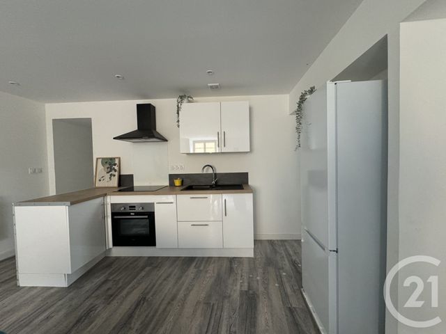 Appartement F2 bis à louer - 2 pièces - 56.4 m2 - MONTGAILHARD - 09 - MIDI-PYRENEES - Century 21 L'Agence