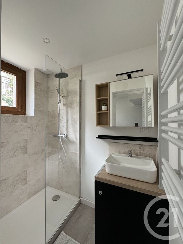 Appartement F2 bis à louer - 2 pièces - 56.4 m2 - MONTGAILHARD - 09 - MIDI-PYRENEES - Century 21 L'Agence