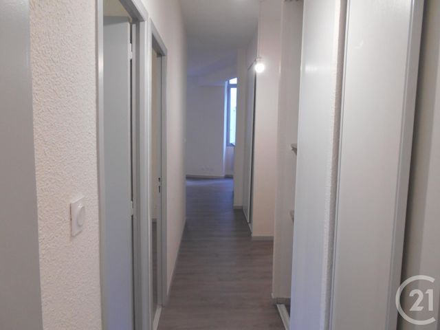 Appartement T3 à louer - 3 pièces - 67.85 m2 - FOIX - 09 - MIDI-PYRENEES - Century 21 L'Agence
