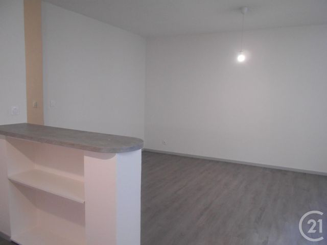 Appartement T3 à louer - 3 pièces - 67.85 m2 - FOIX - 09 - MIDI-PYRENEES - Century 21 L'Agence