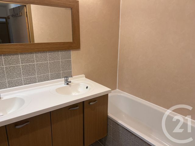 Appartement F3 à louer - 3 pièces - 68.65 m2 - FOIX - 09 - MIDI-PYRENEES - Century 21 L'Agence